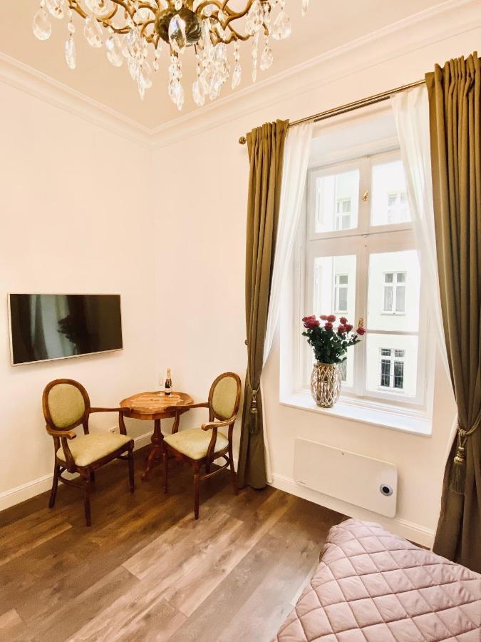Kochanowskiego Apartment - Topolove Rooms & Apartments Krakau Buitenkant foto